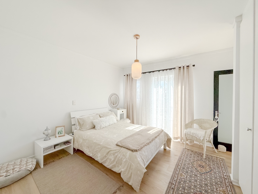 2 Bedroom Property for Sale in Bowtie Western Cape